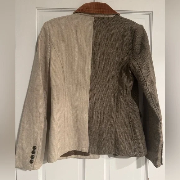Hem and Thread NWT size medium blazer . - Picture 3 of 6